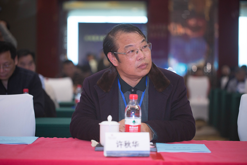 许秋华_副本.jpg 许秋华_副本.jpg